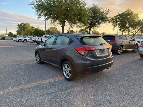 Used 2016 Honda HR-V LX image 3
