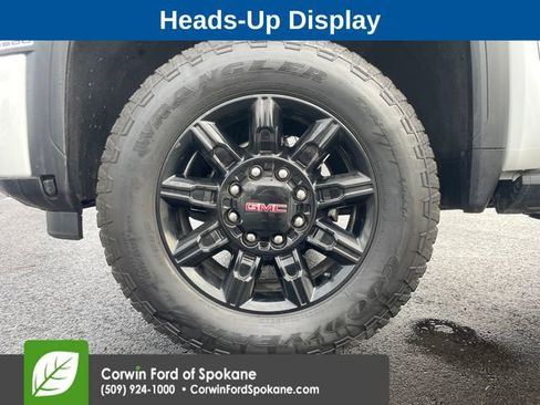 Used 2025 GMC Sierra 3500 AT4 w/ AT4 Premium Plus Package image 9