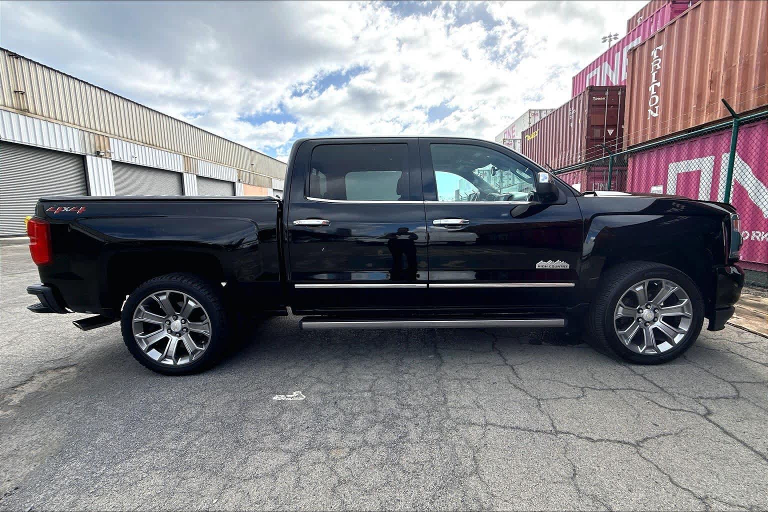Used 2018 Chevrolet Silverado 1500 High Country AWD/4WD image 5