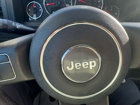 Used 2012 Jeep Liberty Sport w/ Popular Equipment Group image 20
