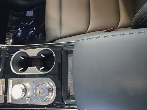 New 2026 Genesis GV70 2.5T image 21