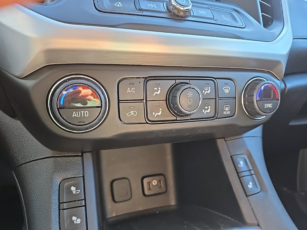 Used 2018 GMC Acadia SLE w/ LPO, Floor Liner Package AWD/4WD image 23