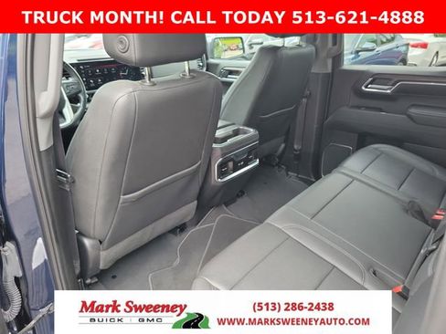 Used 2023 GMC Sierra 1500 SLT w/ SLT Premium Package AWD/4WD image 10