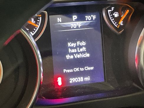 Used 2022 Jeep Wrangler Unlimited Sport image 11