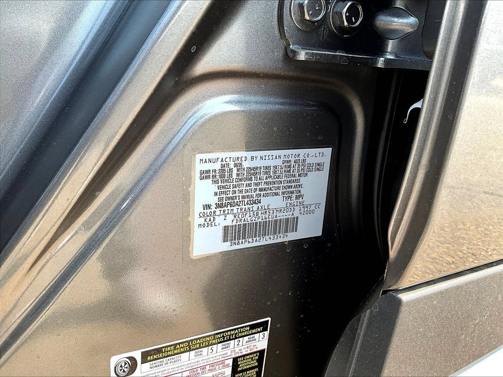 Used 2026 Nissan Kicks SR FWD image 8