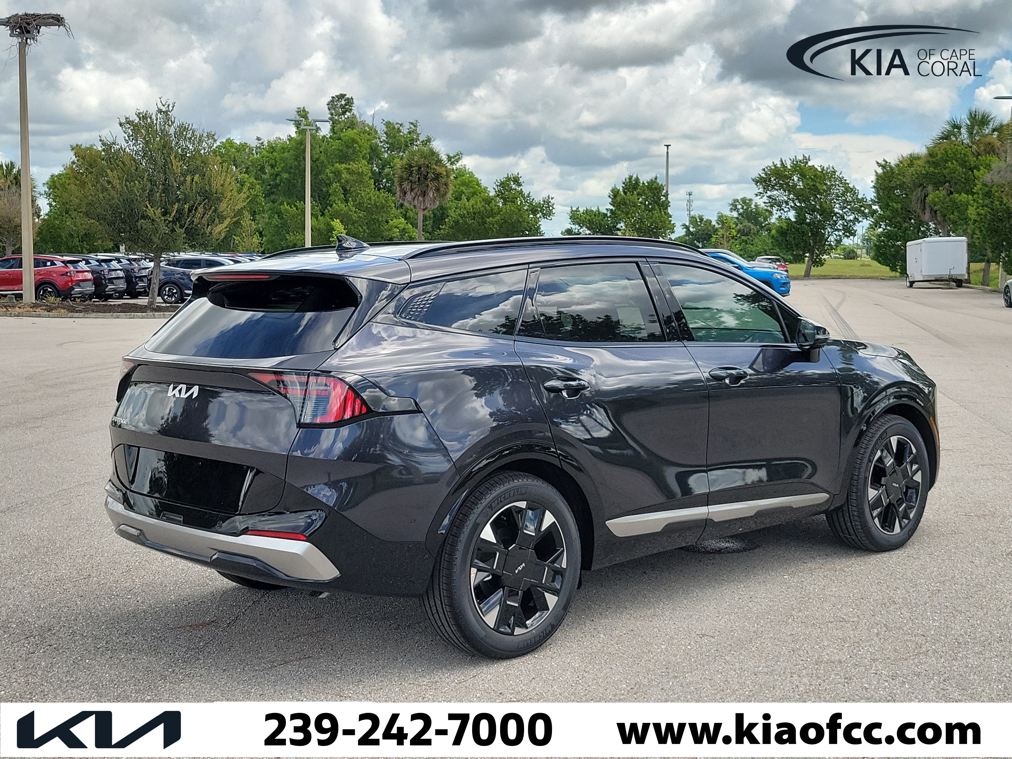 New 2026 Kia Sportage SX FWD image 6