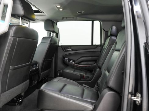 Used 2019 GMC Yukon XL SLT AWD/4WD image 16