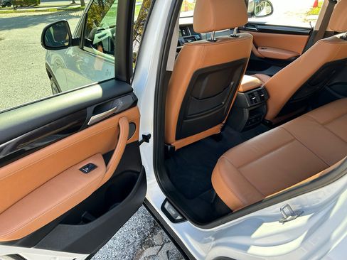 Used 2015 BMW X3 xDrive28i image 12