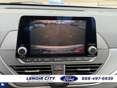 Used 2023 Nissan Altima 2.5 SR AWD/4WD image 24