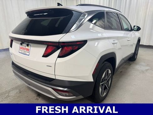 Used 2025 Hyundai Tucson SEL AWD/4WD image 4
