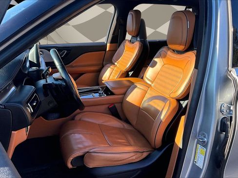 Used 2023 Lincoln Aviator Black Label Grand Touring image 25
