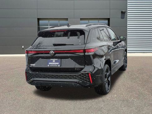 New 2026 Volkswagen Tiguan SE R-Line AWD/4WD image 7