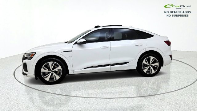Used 2024 Audi Q8 e-tron Premium AWD/4WD image 4