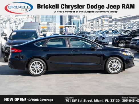 Used 2020 Ford Fusion SE image 4