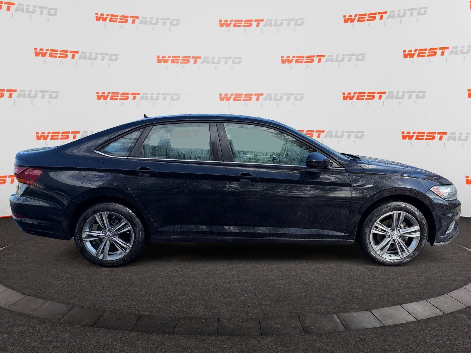 Used 2019 Volkswagen Jetta R-Line FWD image 6