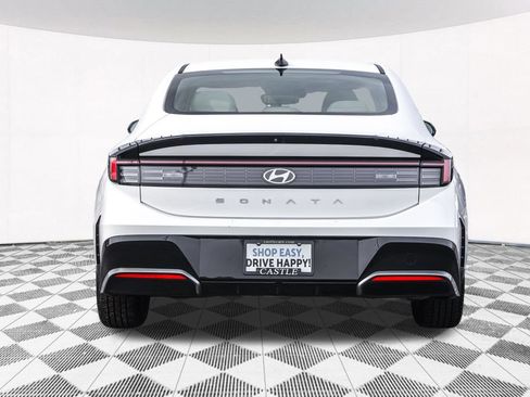 Certified 2024 Hyundai Sonata SEL FWD image 13