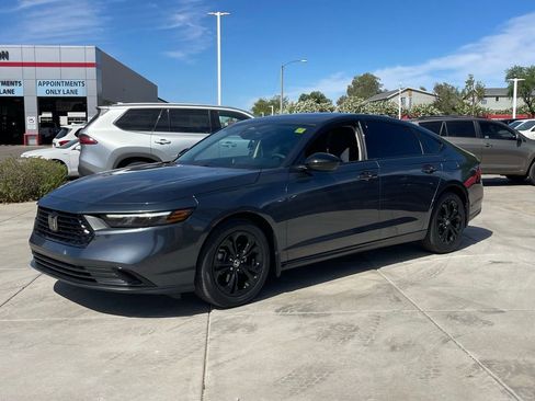 Used 2025 Honda Accord SE image 4