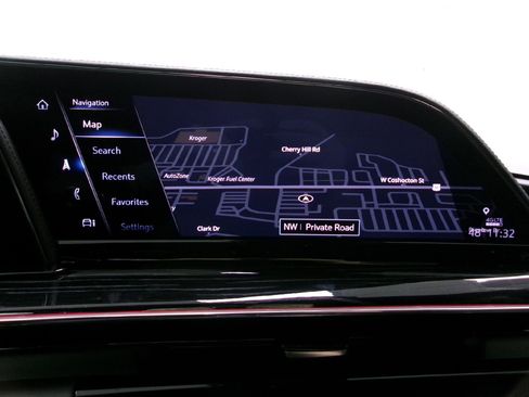 Used 2023 Cadillac Escalade V image 8