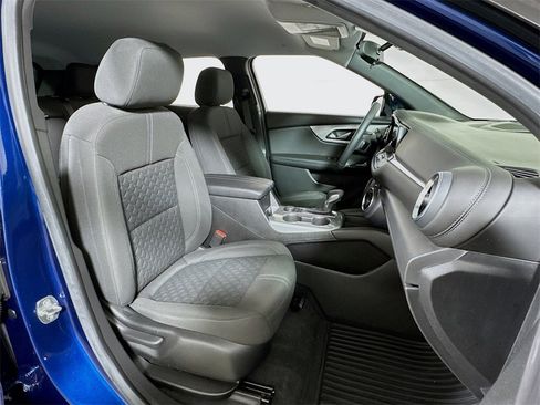 Used 2022 Chevrolet Blazer LT image 25