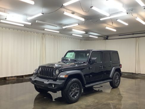 New 2026 Jeep Wrangler Unlimited Sport AWD/4WD image 1