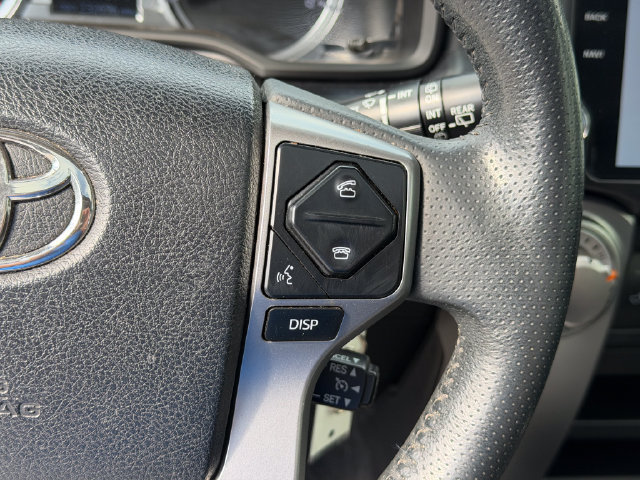 Used 2016 Toyota 4Runner SR5 RWD image 11