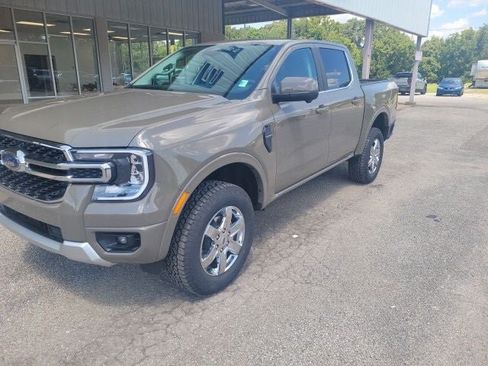 New 2026 Ford Ranger Lariat w/ FX4 Off-Road Package AWD/4WD image 2