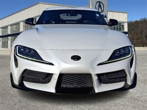 Used 2021 Toyota Supra Premium image 2