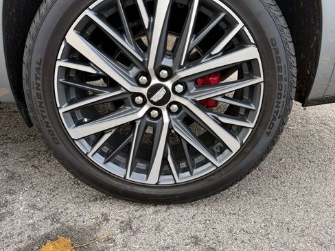 Used 2023 Cadillac XT6 Sport image 34