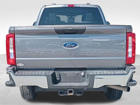 Certified 2024 Ford F350 XLT image 5