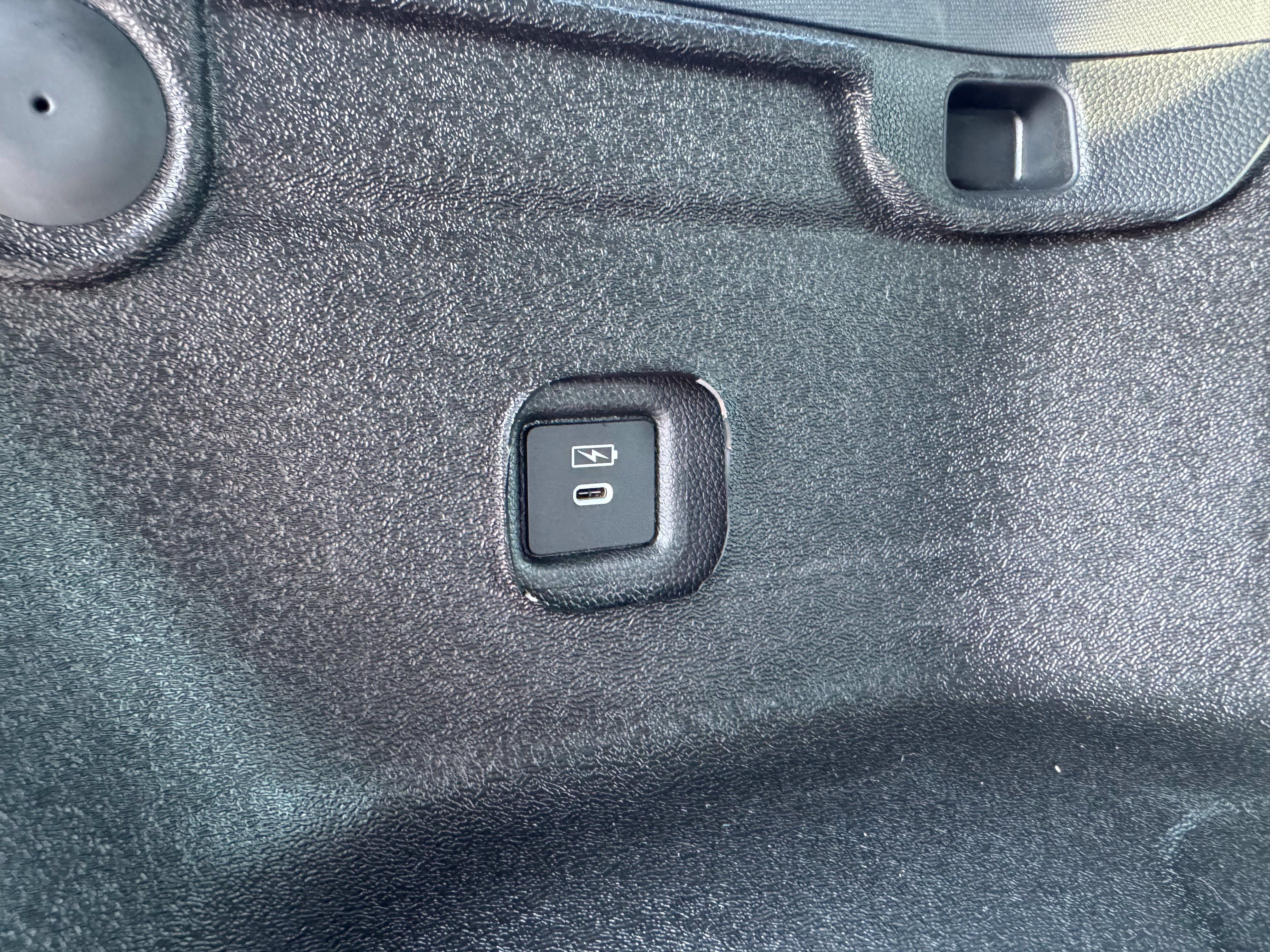 Used 2024 Honda Pilot TrailSport image 69