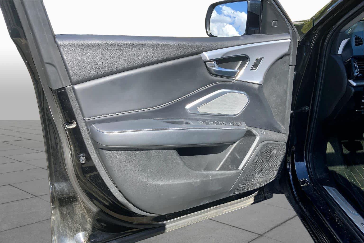 Used 2020 Acura RDX w/ Technology Package AWD/4WD image 22