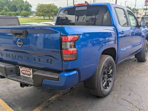 New 2026 Nissan Frontier SV w/ All-Weather Content Package AWD/4WD image 7