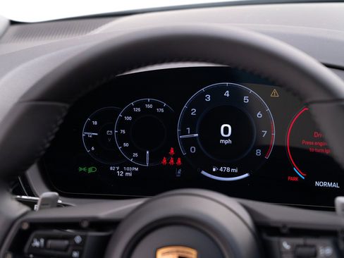 New 2026 Porsche Cayenne Coupe image 20