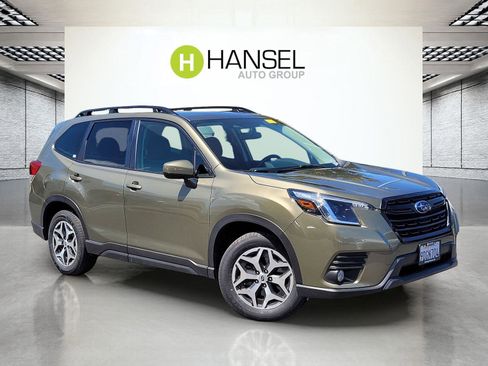 Used 2022 Subaru Forester Premium image 1