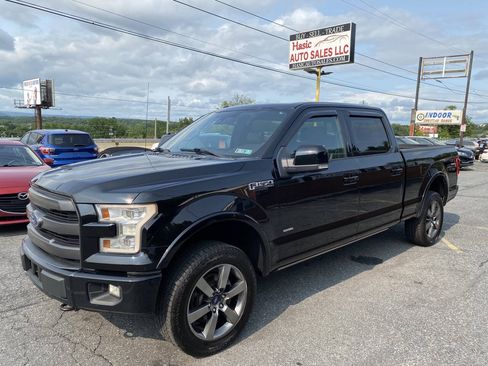 Used 2016 Ford F150 Lariat w/ Equipment Group 502A Luxury AWD/4WD image 2