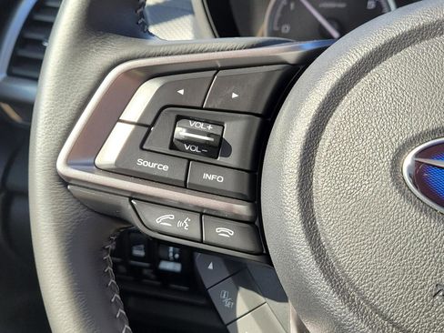 Used 2023 Subaru Forester Premium image 9