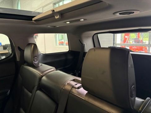 Used 2017 GMC Acadia SLT FWD image 13