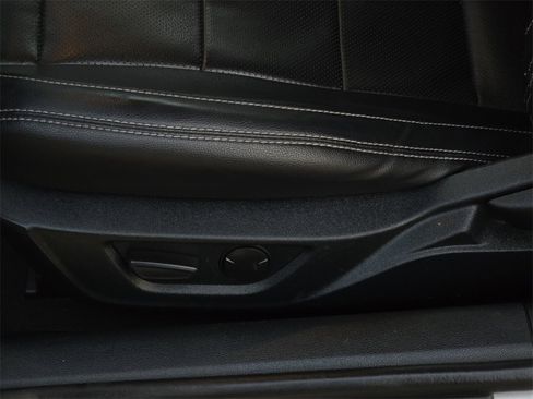 Used 2023 Ford Mustang Premium image 23