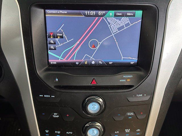Used 2014 Ford Explorer XLT w/ Equipment Group 202A AWD/4WD image 26
