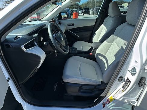 New 2026 Toyota Corolla Cross L image 18