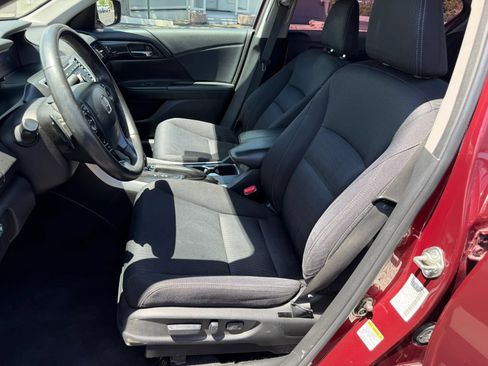 Used 2015 Honda Accord Sport image 20