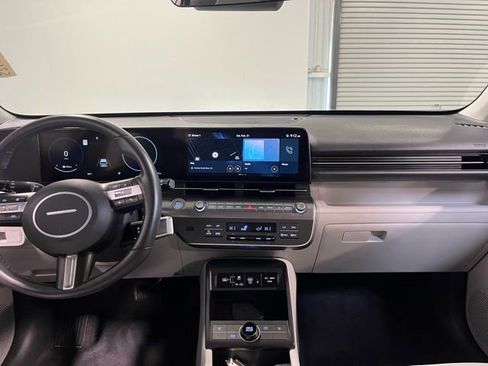 Used 2024 Hyundai Kona SEL w/ Convenience Package image 21
