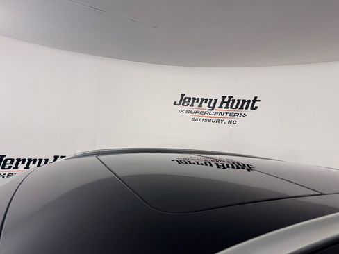 Used 2017 Lincoln MKC Reserve w/ Lincoln MKC Climate Package image 6