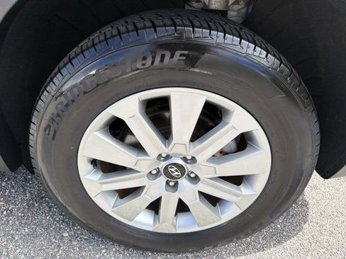 Used 2025 Hyundai Palisade SEL FWD image 32