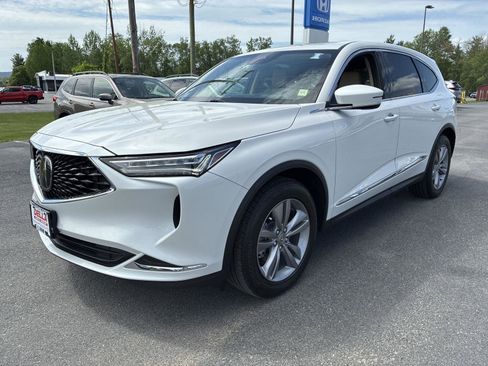 Used 2023 Acura MDX SH-AWD image 3