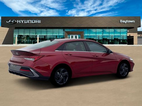New 2026 Hyundai Elantra SEL Sport Premium FWD image 8