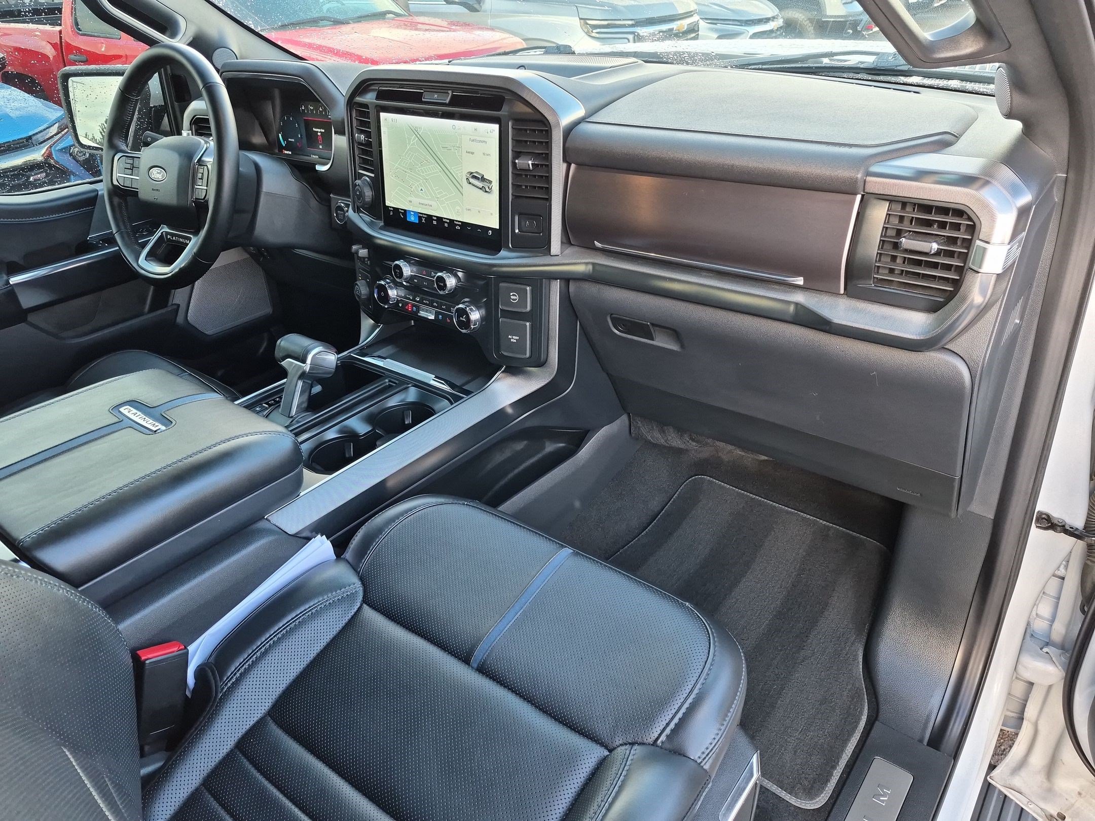 Used 2025 Ford F150 Platinum AWD/4WD image 32