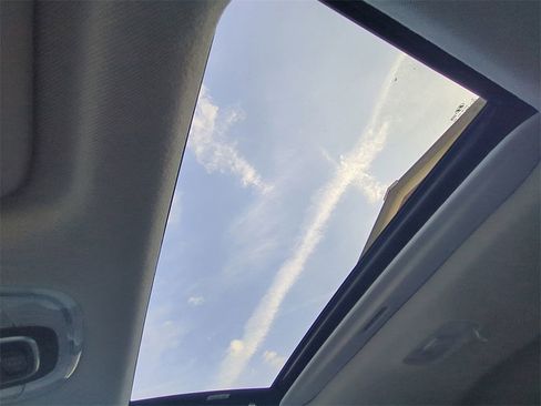 New 2026 Hyundai Elantra Limited image 22