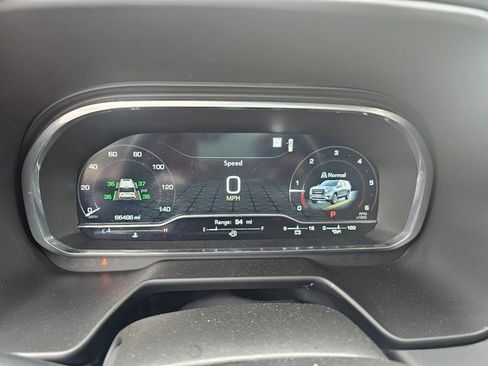Used 2023 GMC Yukon SLT RWD image 29
