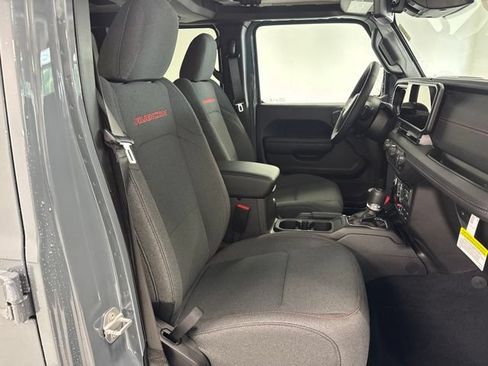 New 2026 Jeep Wrangler Unlimited Rubicon AWD/4WD image 20